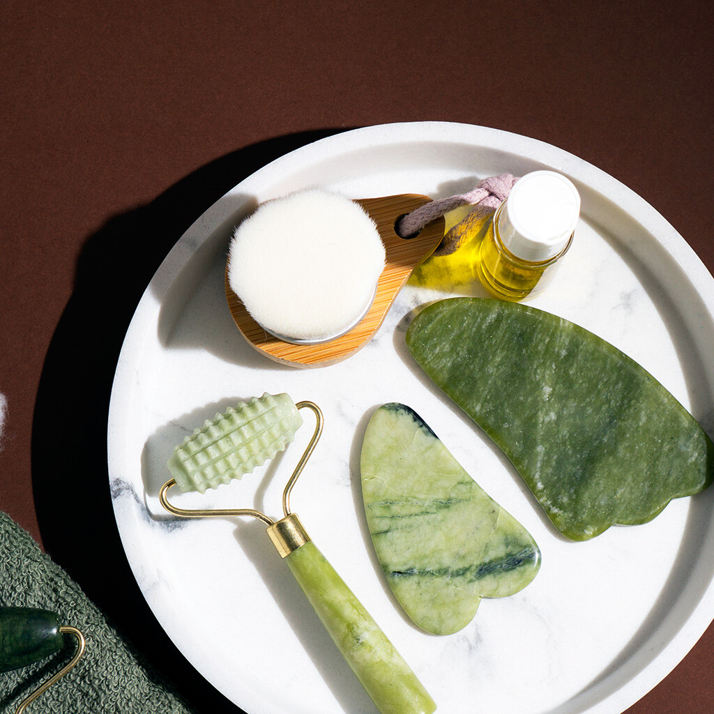 Gua Sha Massage in Ibiza - Healing Massage Ibiza - Luxury mobile Massage and Beauty Service Ibiza - Ibiza Wellness Concierge - Beauty ibiza, kinesiology ibiza, massage ibiza, yoga ibiza